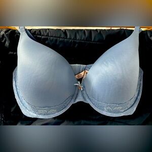 Victoria Secret lightly lined full coverage bra 36DDD